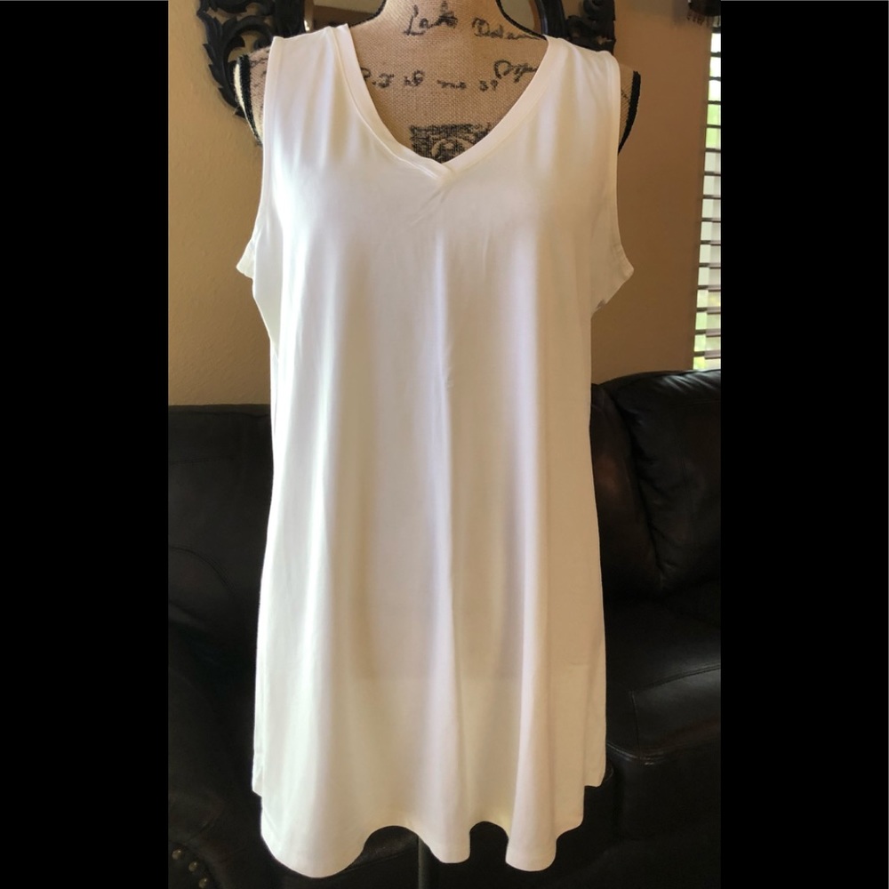 LOGO V-Neck Tank -Sz L
